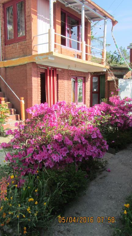 Flower House Homestay Almora Exterior photo